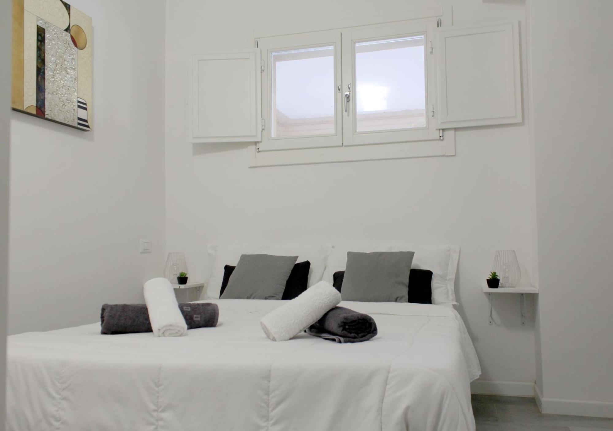 Sky Loft Airport - Modern Apt 1St Floor Daire Bolonya Dış mekan fotoğraf